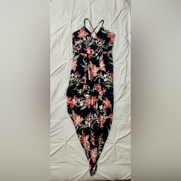 Charlotte Russe Floral Wrap Maxi Dress size Small - Picture 2 of 3